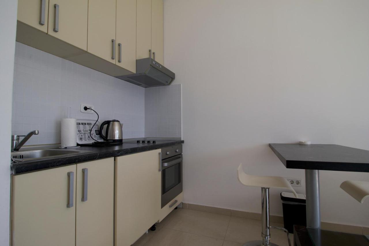 Waterfront Apartments Котор Екстериор снимка