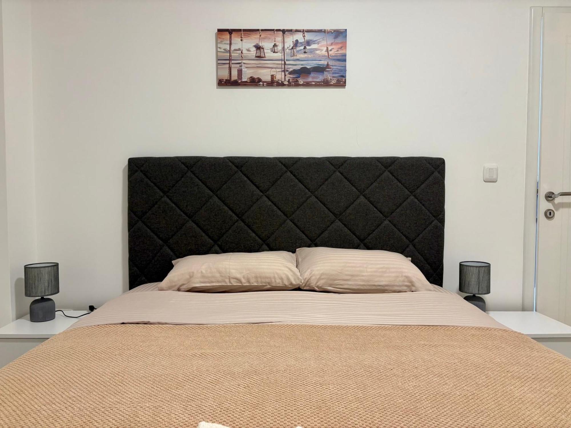 Waterfront Apartments Котор Екстериор снимка