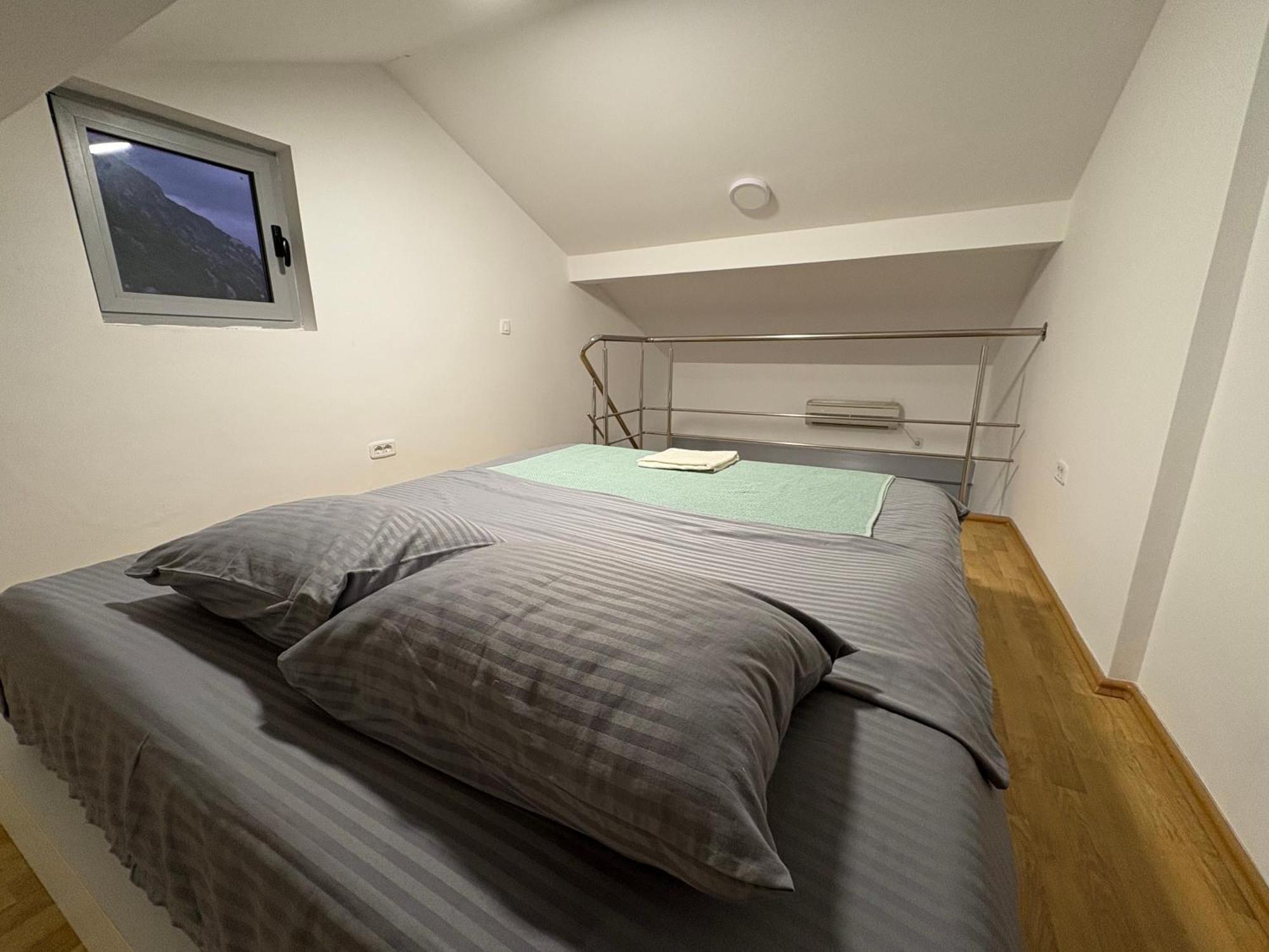 Waterfront Apartments Котор Екстериор снимка