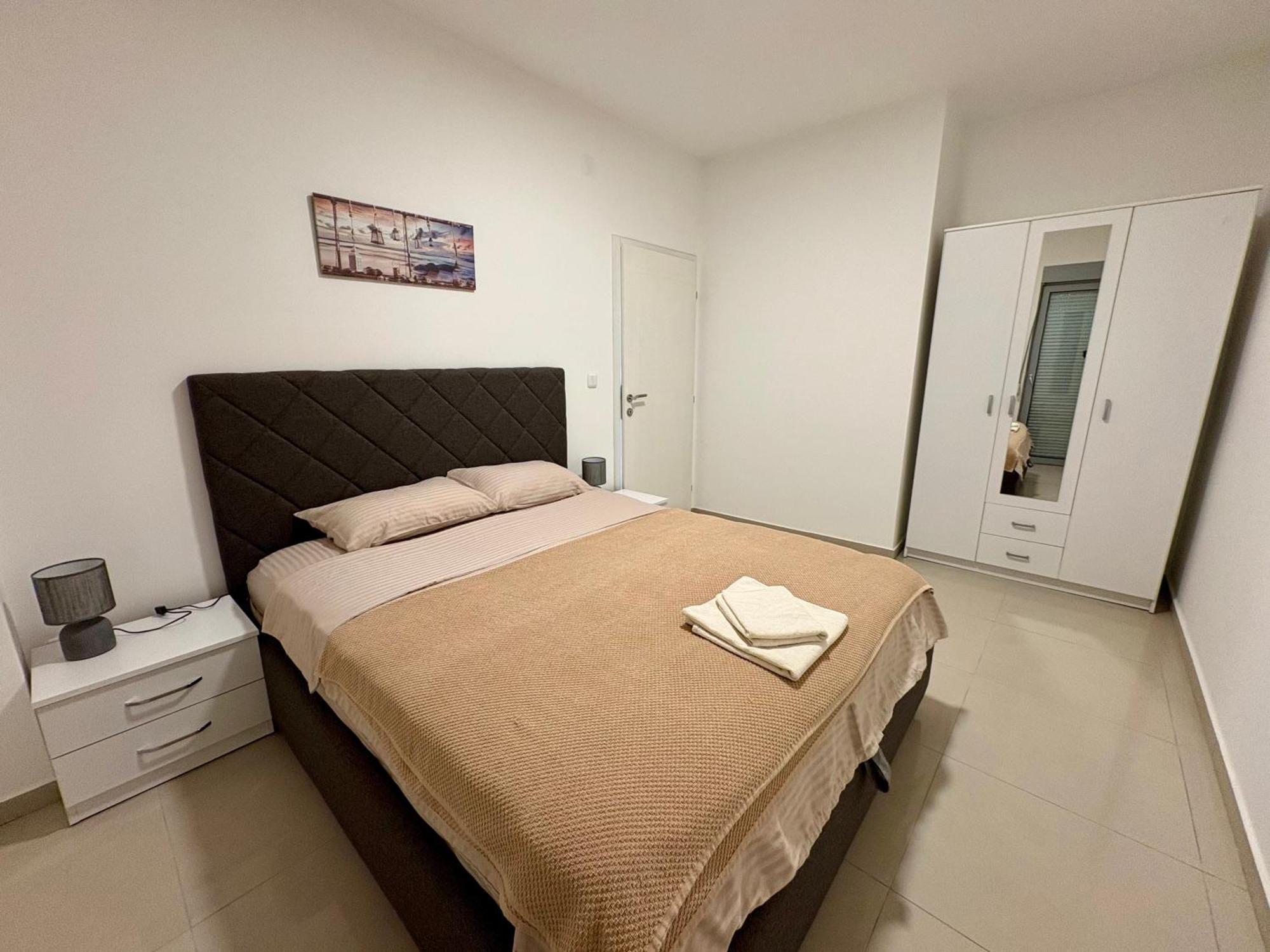 Waterfront Apartments Котор Екстериор снимка